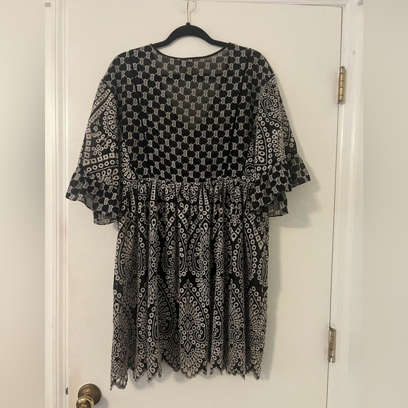 Anthropologie Akemi + Kin Brooke Embroidered Eyelet Swing Dress size 4 (N118) - Picture 7 of 9